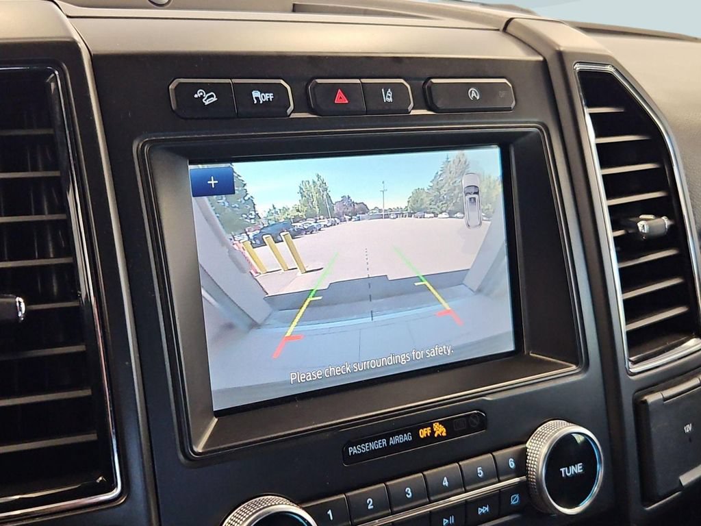 Used 2021 Ford Expedition Limited AWD/4WD image 19