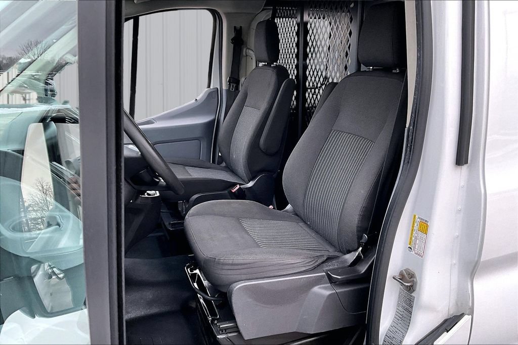 Used 2018 Ford Transit 250 130 Low Roof w/ Exterior Upgrade Package RWD image 20