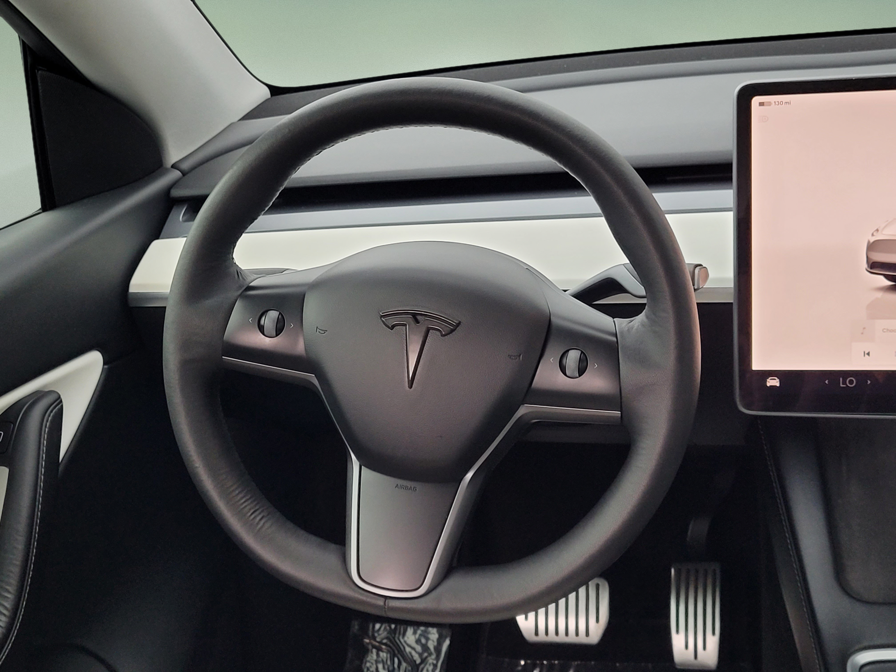 Used 2022 Tesla Model Y Long Range AWD/4WD image 12