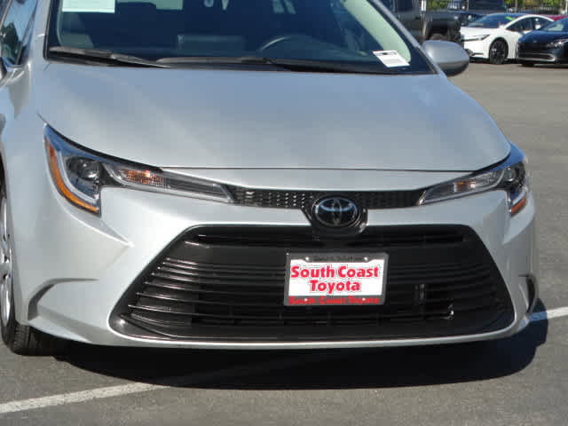 Used 2025 Toyota Corolla LE image 4