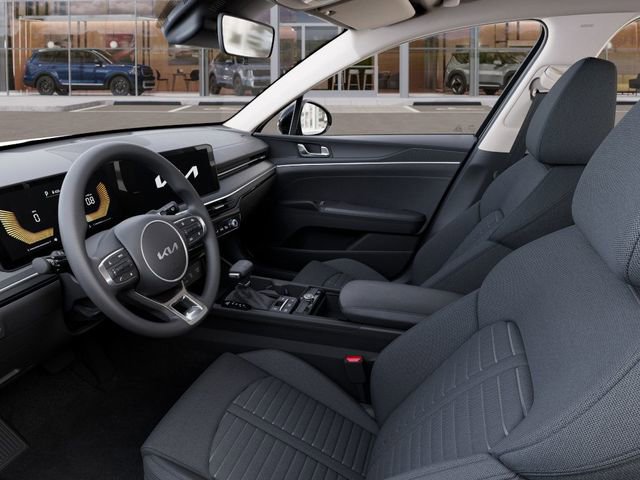 New 2025 Kia K5 LXS image 17