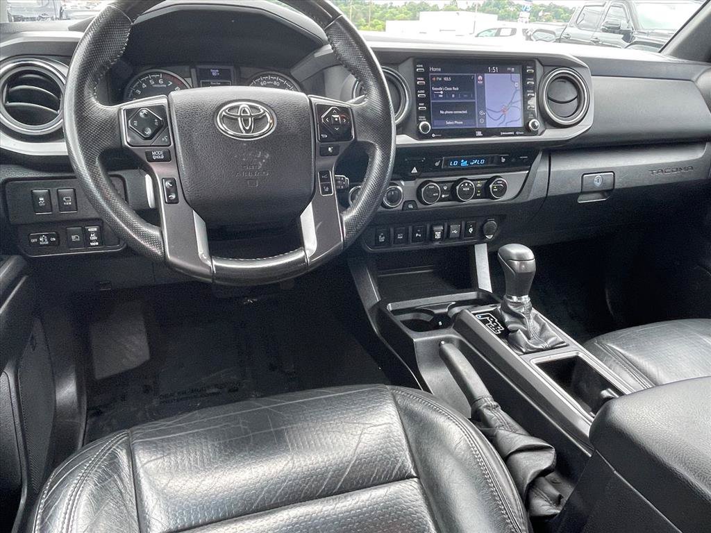 Used 2021 Toyota Tacoma TRD Off-Road w/ TRD Premium Off Road Package AWD/4WD image 9