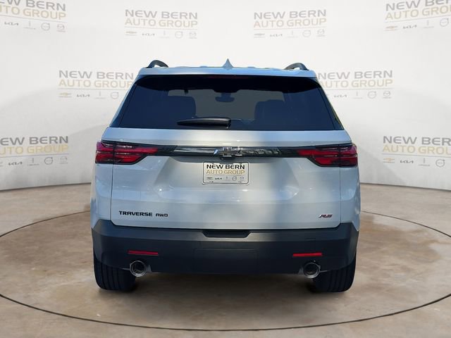 Used 2023 Chevrolet Traverse RS image 4