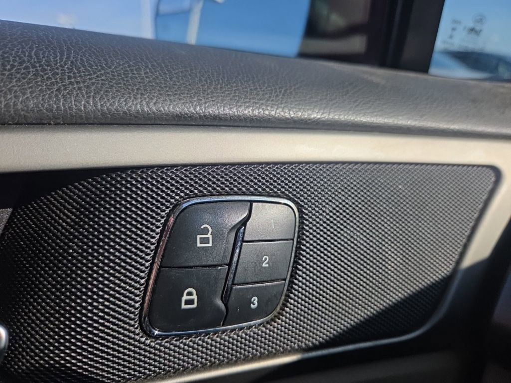 Used 2014 Ford Fusion SE w/ Equipment Group 502A image 10