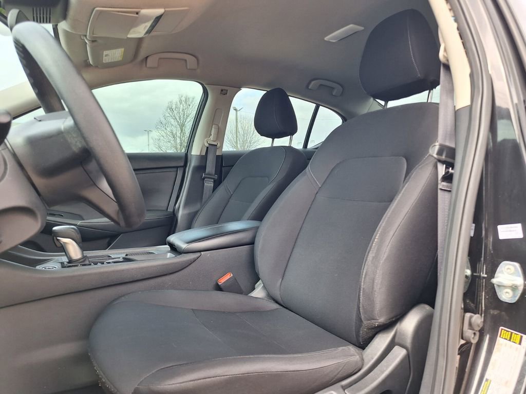 Used 2024 Nissan Sentra S image 22