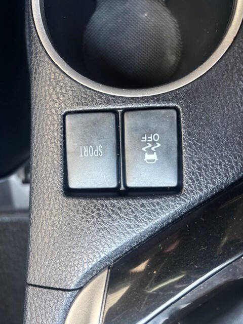 Used 2014 Toyota Corolla S image 8