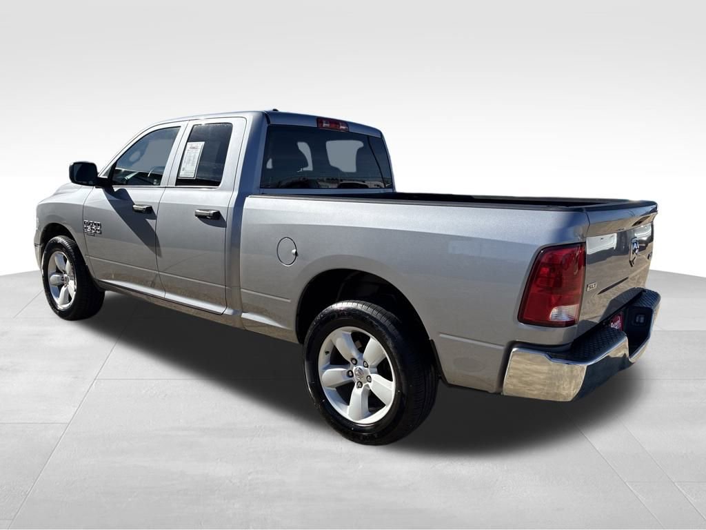 Used 2024 RAM 1500 Classic SLT image 3