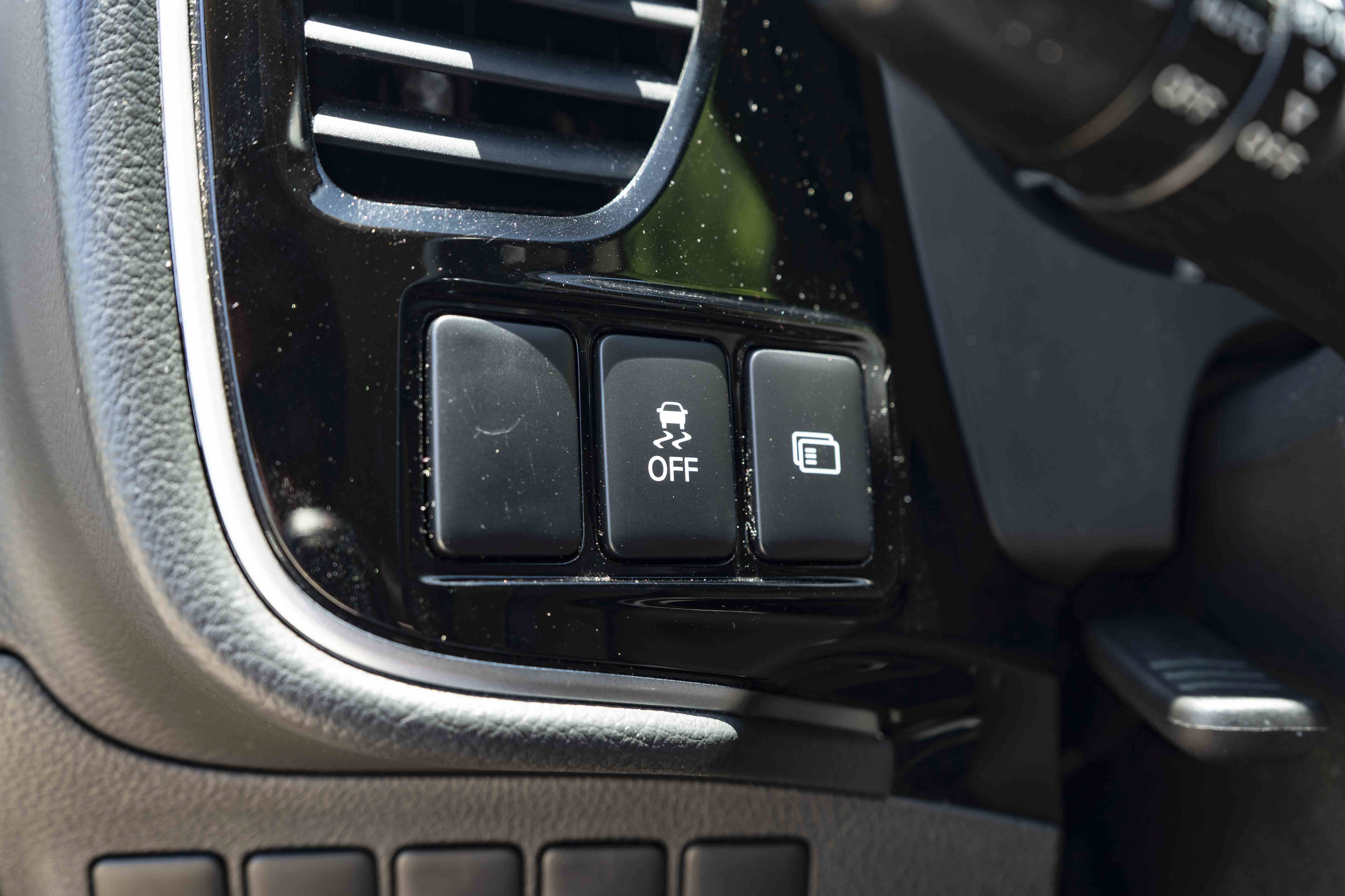 Used 2020 Mitsubishi Outlander SEL FWD image 38