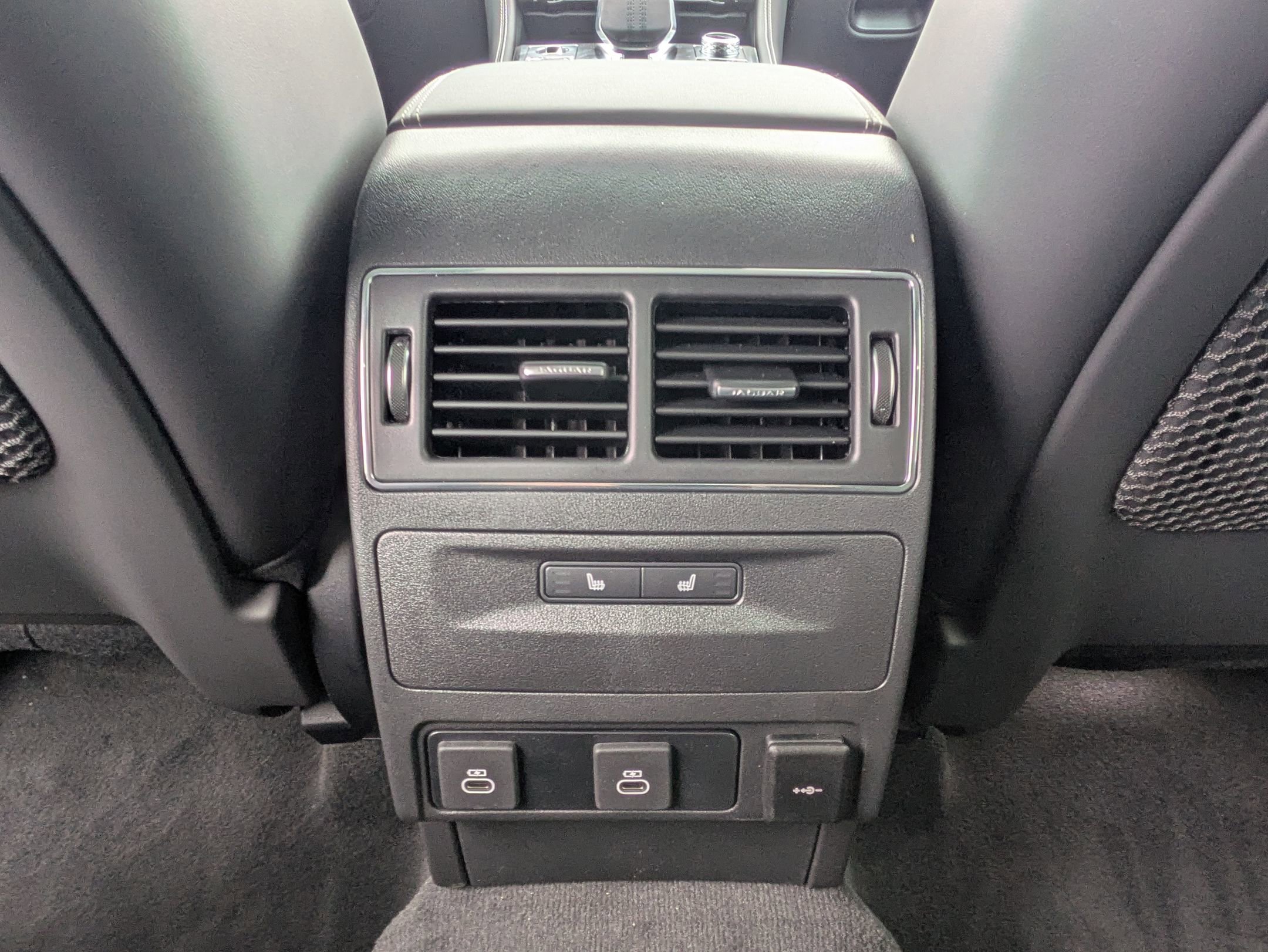 New 2026 Jaguar F-PACE R-Dynamic S image 24