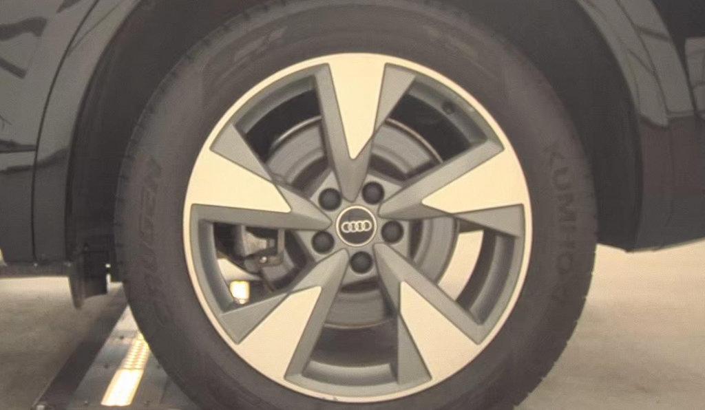 Used 2024 Audi Q5 2.0T Premium AWD/4WD image 10
