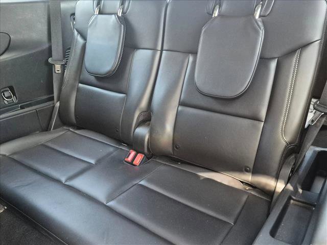 Used 2022 Ford Explorer XLT w/ Equipment Group 202A image 18