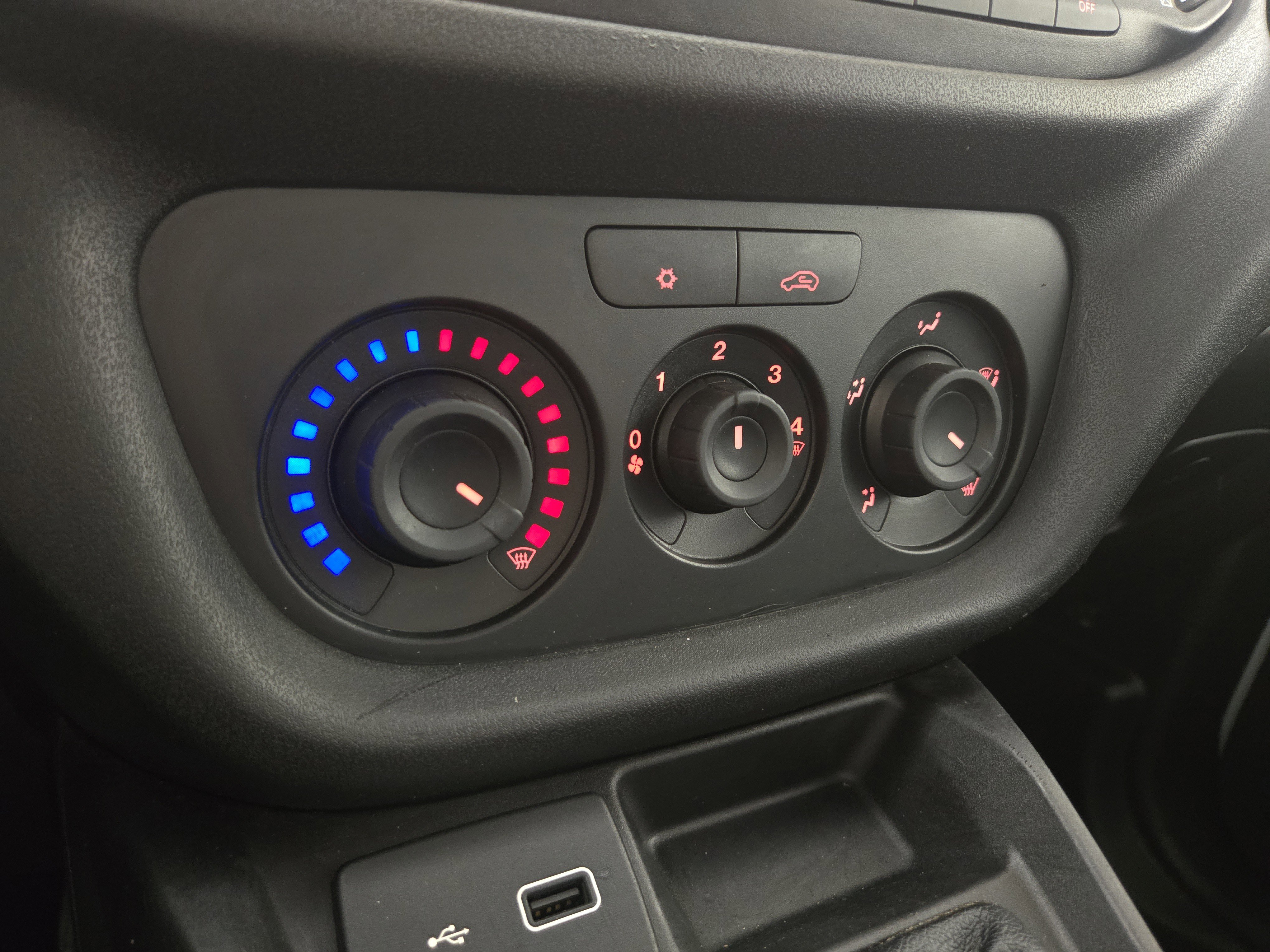 Used 2022 RAM ProMaster City Tradesman image 25