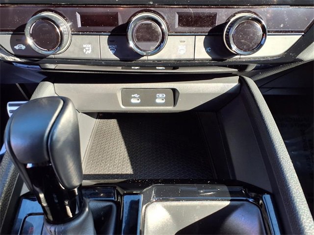 Used 2024 Honda Accord Sport image 16
