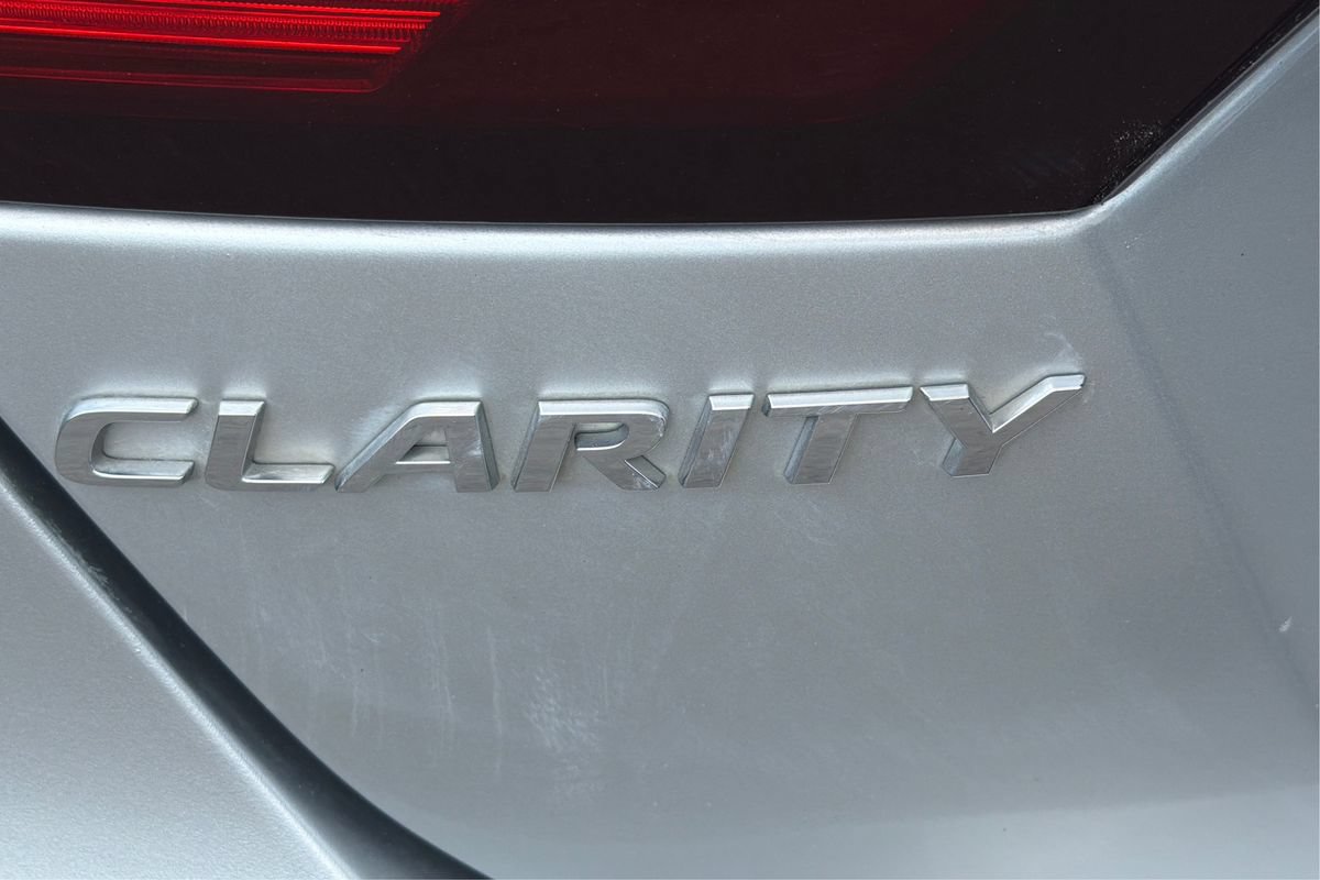 Used 2018 Honda Clarity Plug-In Hybrid image 23