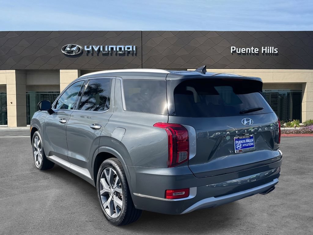 Used 2022 Hyundai Palisade Limited FWD image 4