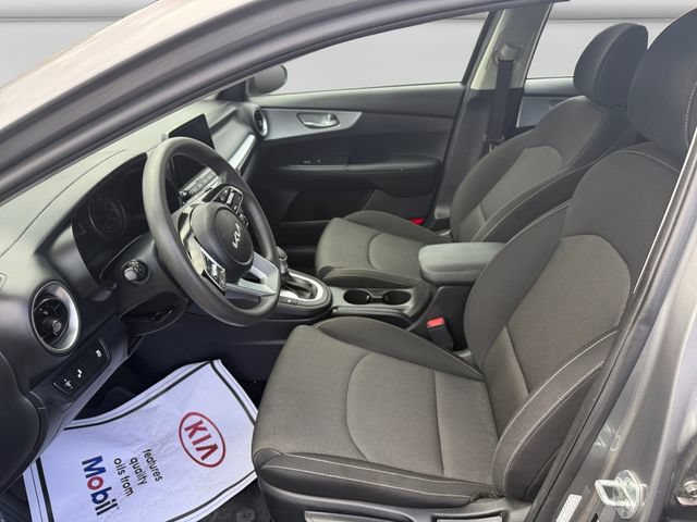 Certified 2022 Kia Forte LXS w/ LXS Technology Package FWD image 12