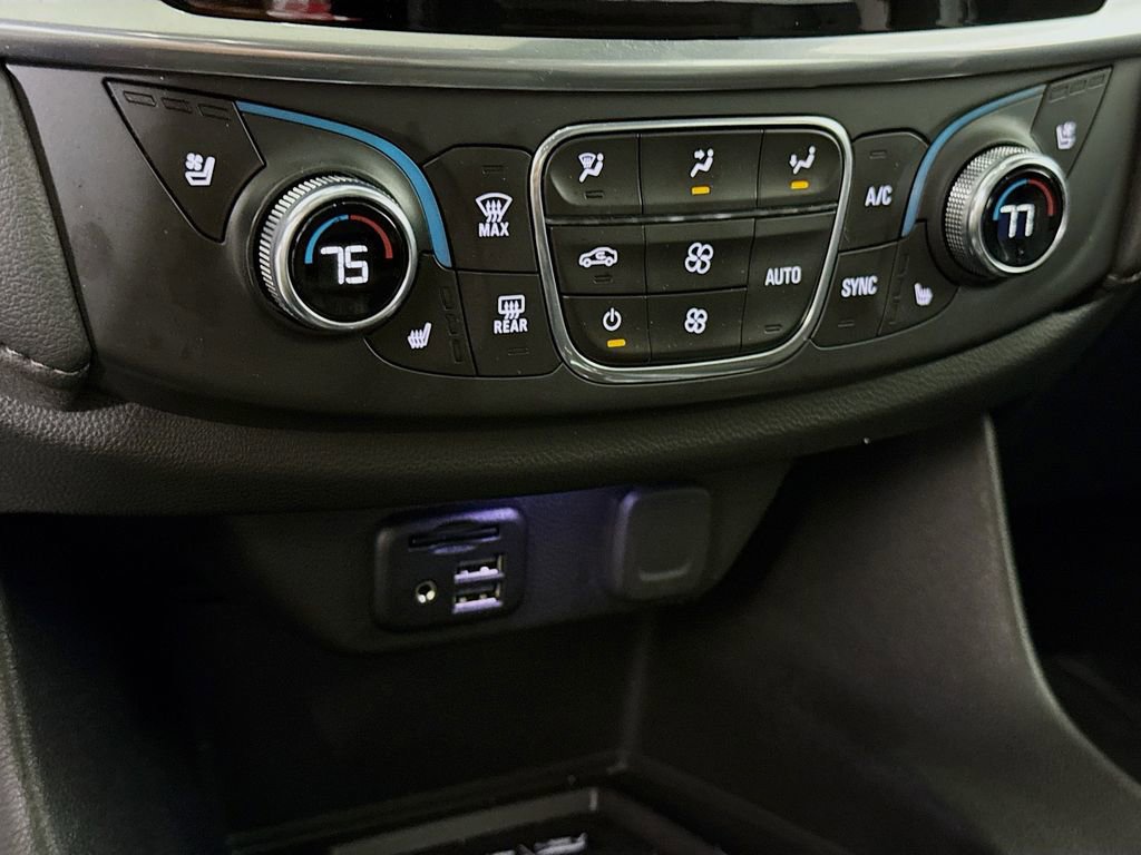 Used 2022 Chevrolet Traverse High Country AWD/4WD image 8