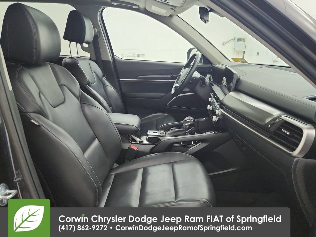 Used 2025 Kia Telluride S AWD/4WD image 33