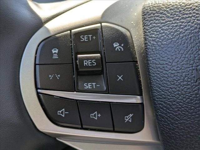 Used 2025 Ford Explorer Active w/ Active Comfort Package image 8