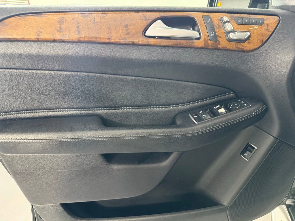 Used 2017 Mercedes-Benz GLS 450 4MATIC image 10