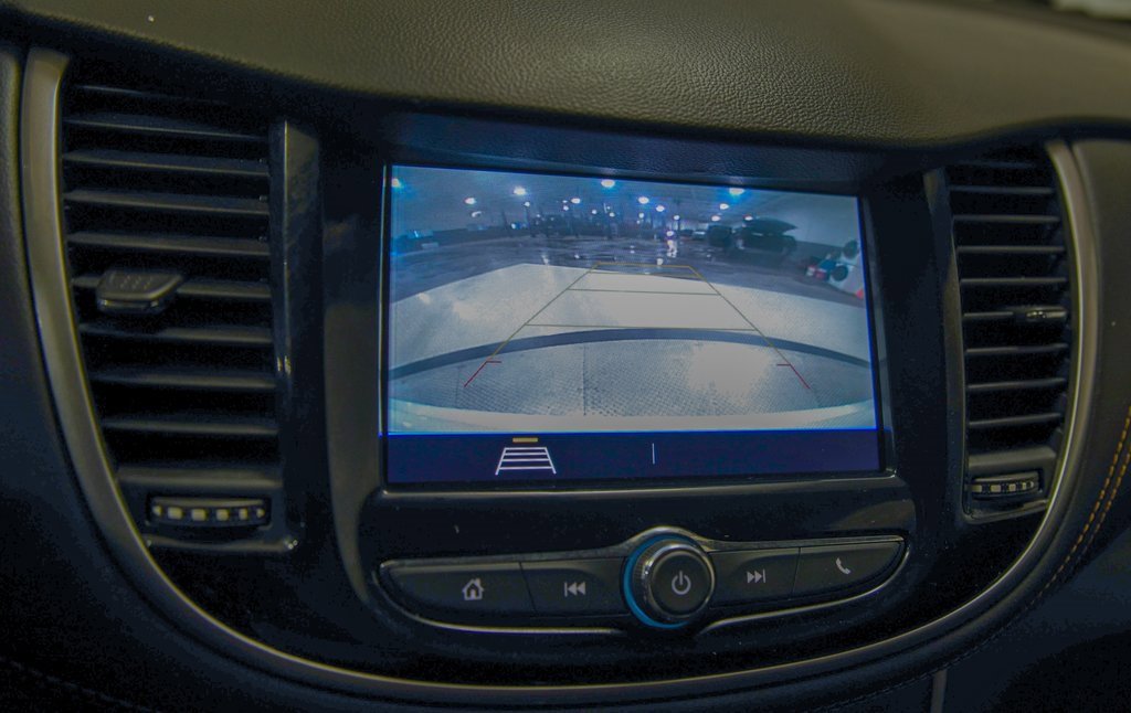 Used 2020 Chevrolet Trax LS image 18