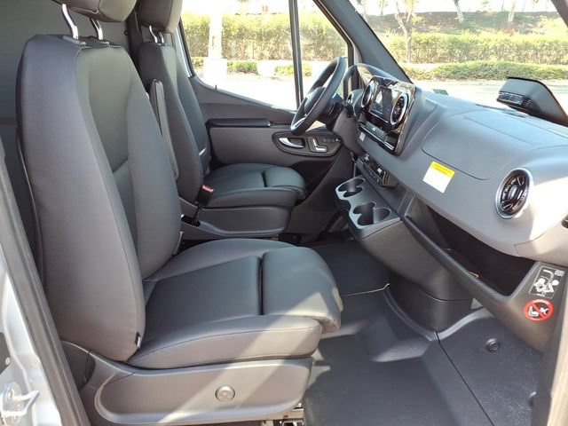 New 2026 Mercedes-Benz Sprinter 2500 image 17