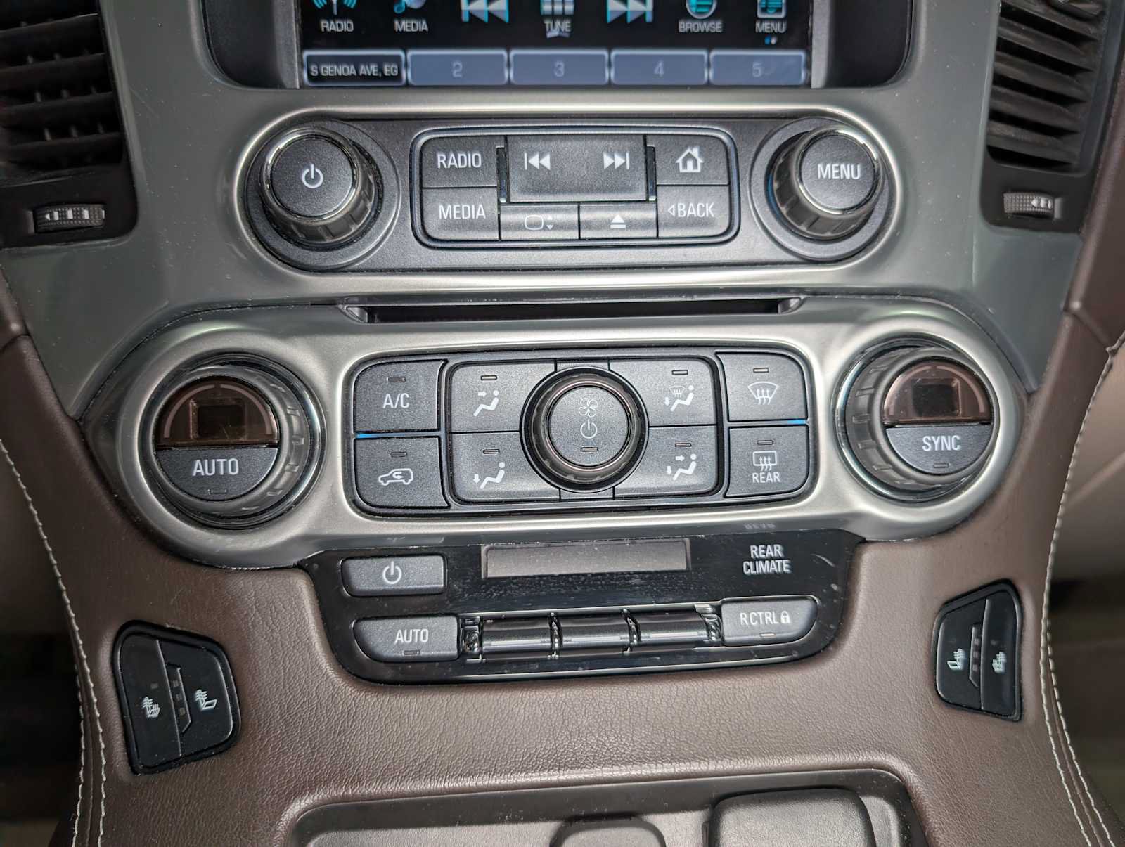 Used 2019 Chevrolet Tahoe LT AWD/4WD image 33