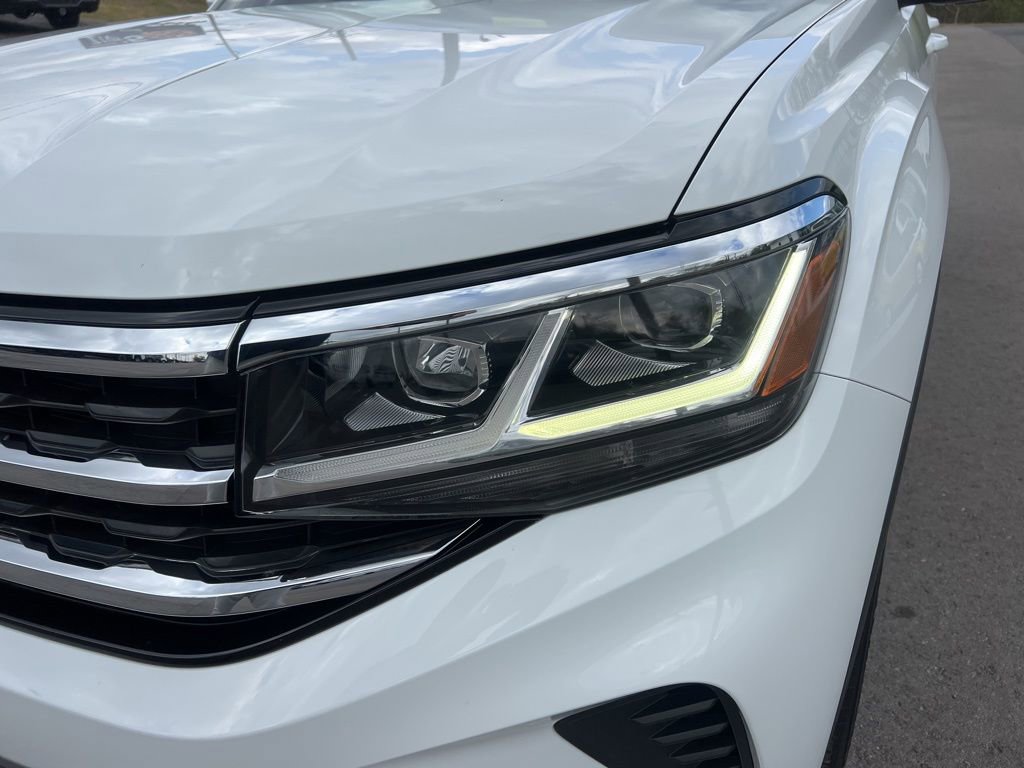 Used 2023 Volkswagen Atlas SE w/ Black Wheel Package image 10