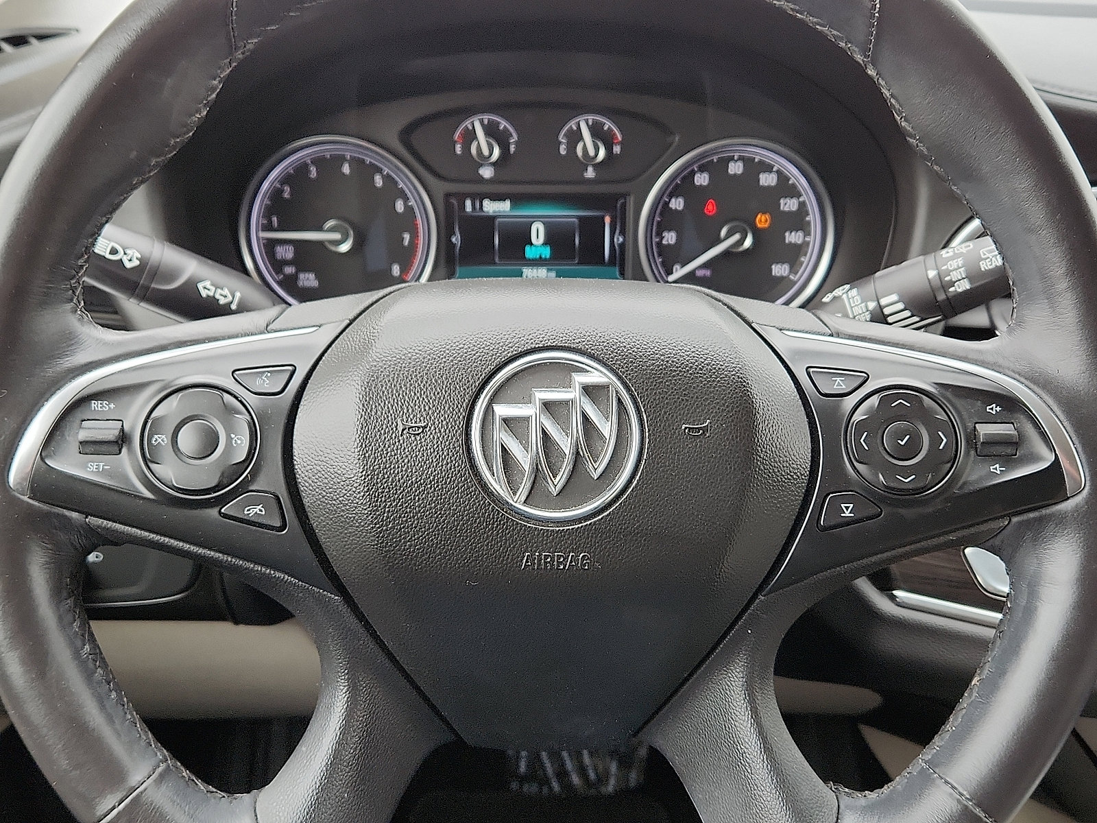 Used 2018 Buick Enclave Essence FWD image 19