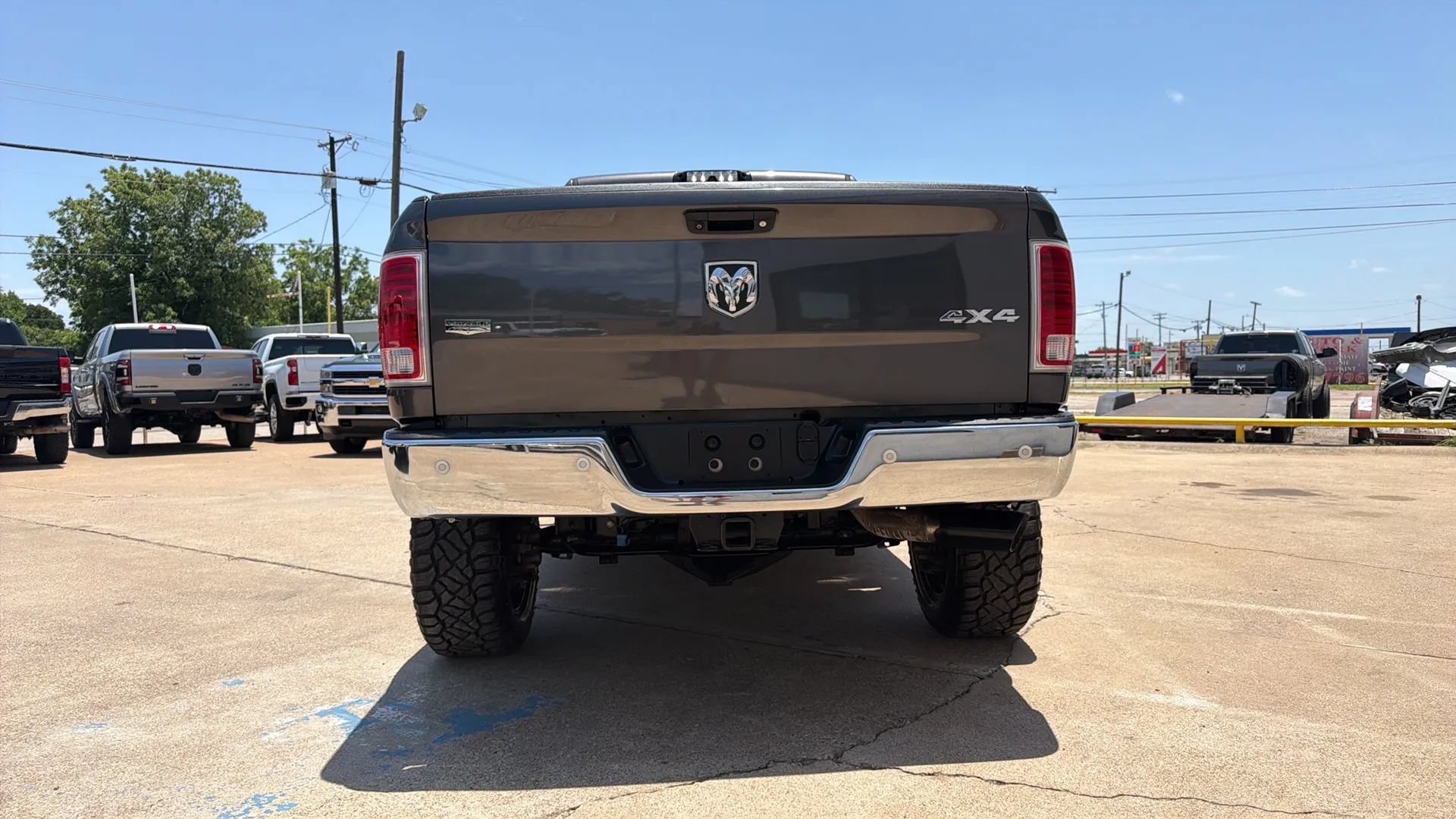 Used 2018 RAM 2500 Laramie w/ Off Road Package AWD/4WD image 6