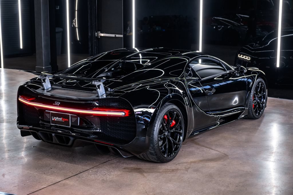 Used 2018 Bugatti Chiron AWD/4WD image 23