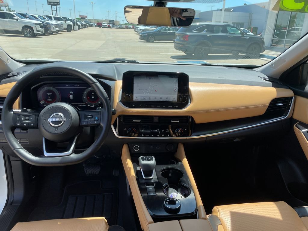 Used 2023 Nissan Rogue Platinum AWD/4WD image 15