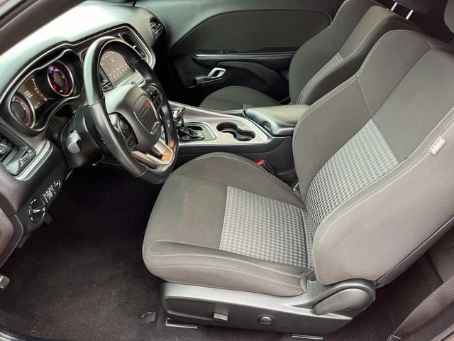 Certified 2022 Dodge Challenger GT w/ Performance Handling Group image 9