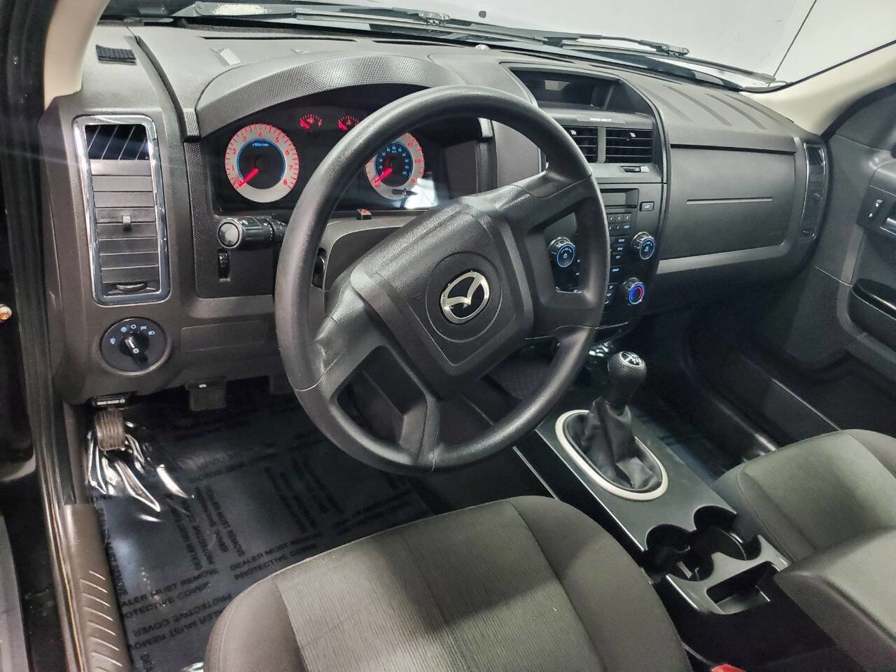 Used 2010 MAZDA Tribute i Sport FWD image 8