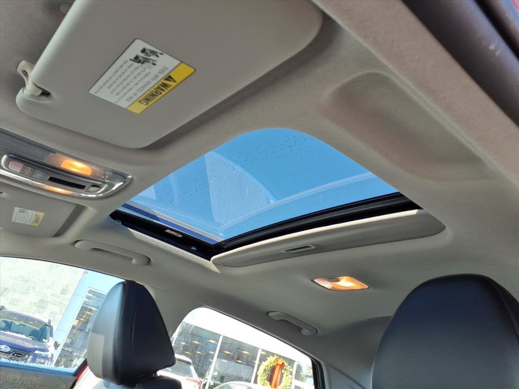 Used 2023 Hyundai Elantra Limited image 8