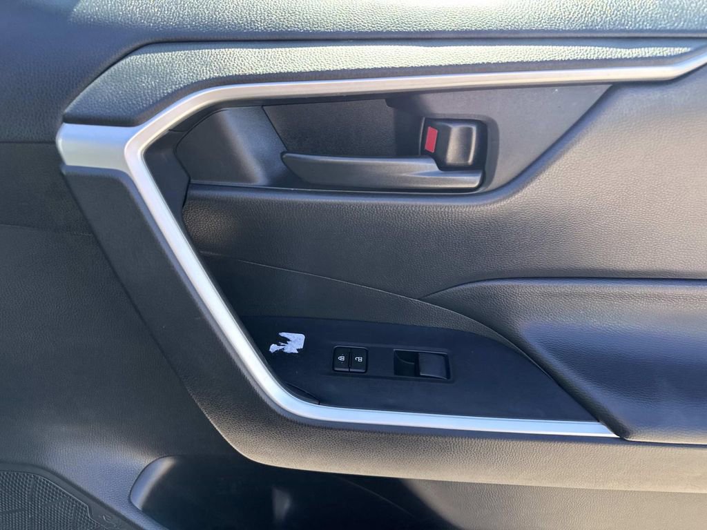 Used 2024 Toyota RAV4 LE image 15