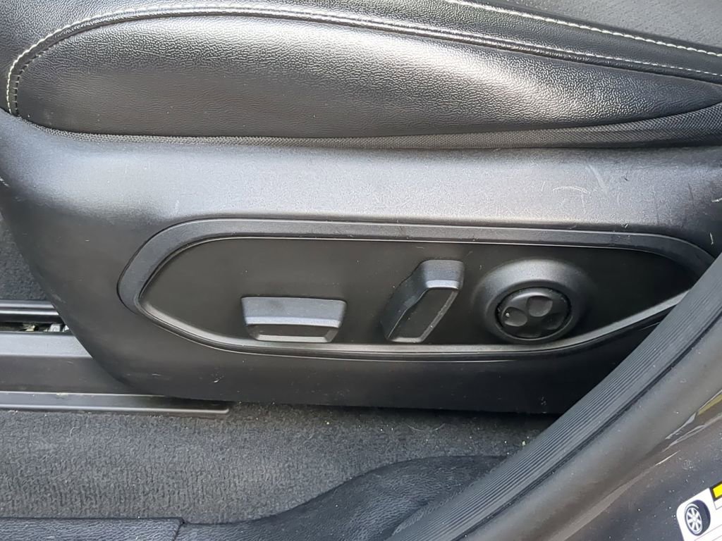 Used 2024 Jeep Grand Cherokee L Laredo image 14