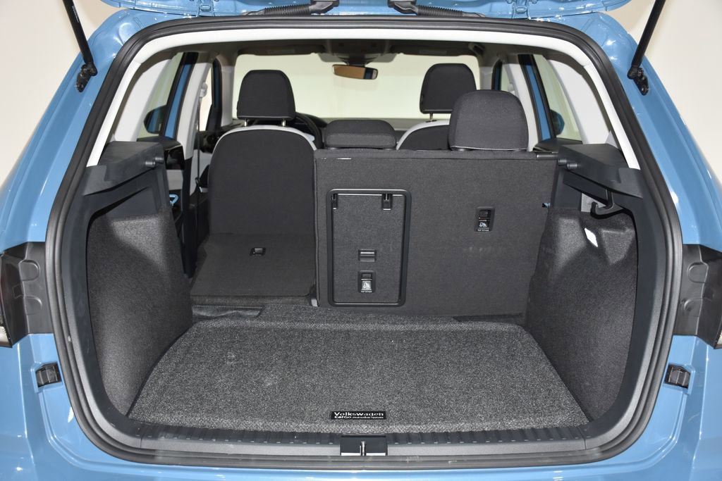 Used 2025 Volkswagen Taos S image 30