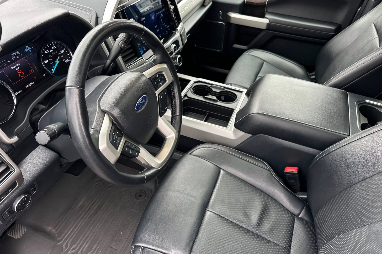 Used 2022 Ford F250 Lariat w/ Tremor Off-Road Package image 10