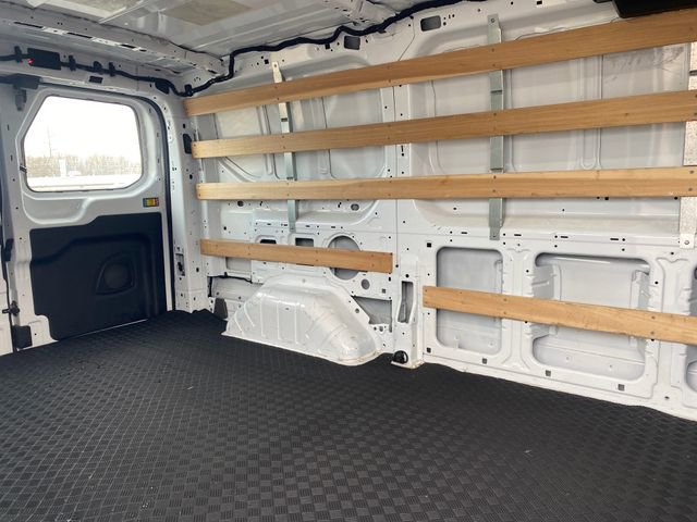 Used 2024 Ford Transit 250 Low Roof AWD w/ Exterior Upgrade Package image 19