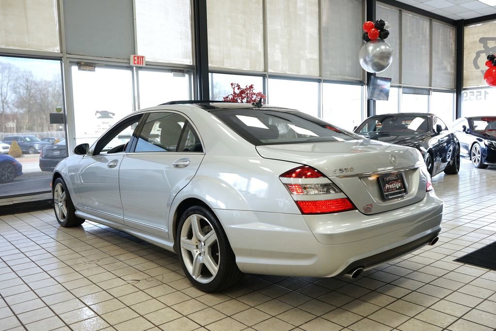 Used 2008 Mercedes-Benz S 550 4MATIC w/ AMG Sport Pkg image 4