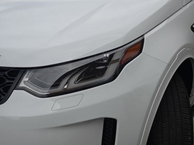 Certified 2025 Land Rover Discovery Sport S image 33