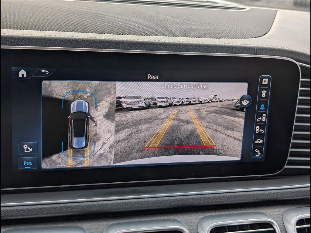 Used 2024 Mercedes-Benz GLS 450 4MATIC image 7