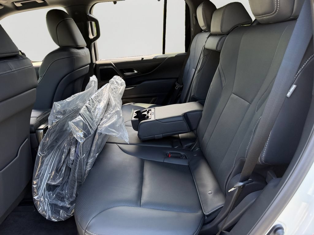 New 2026 Lexus LX 600 4WD w/ Luxury Package image 11