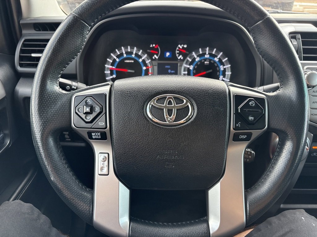 Used 2015 Toyota 4Runner image 29