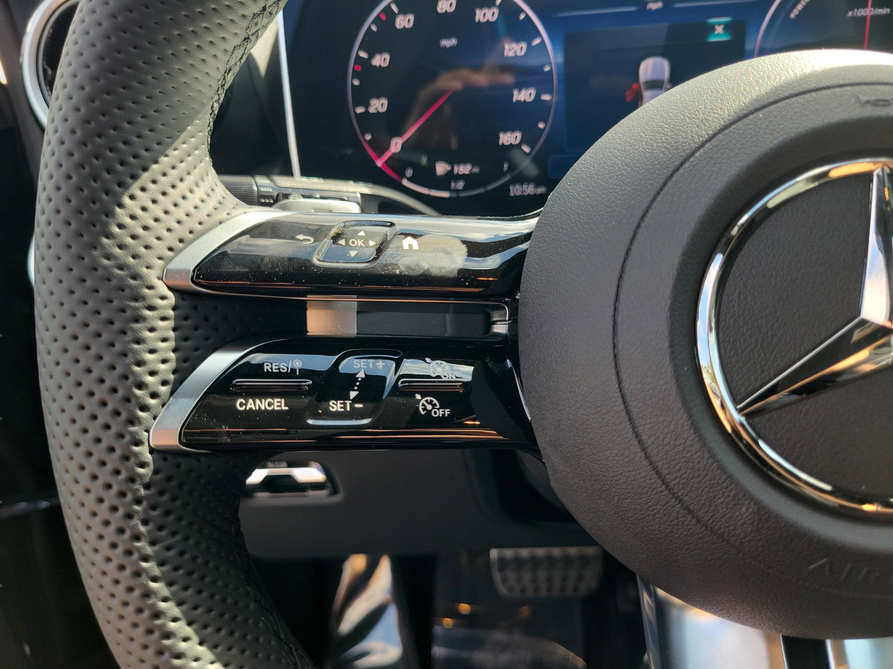 New 2026 Mercedes-Benz GLC 350e 4MATIC image 37