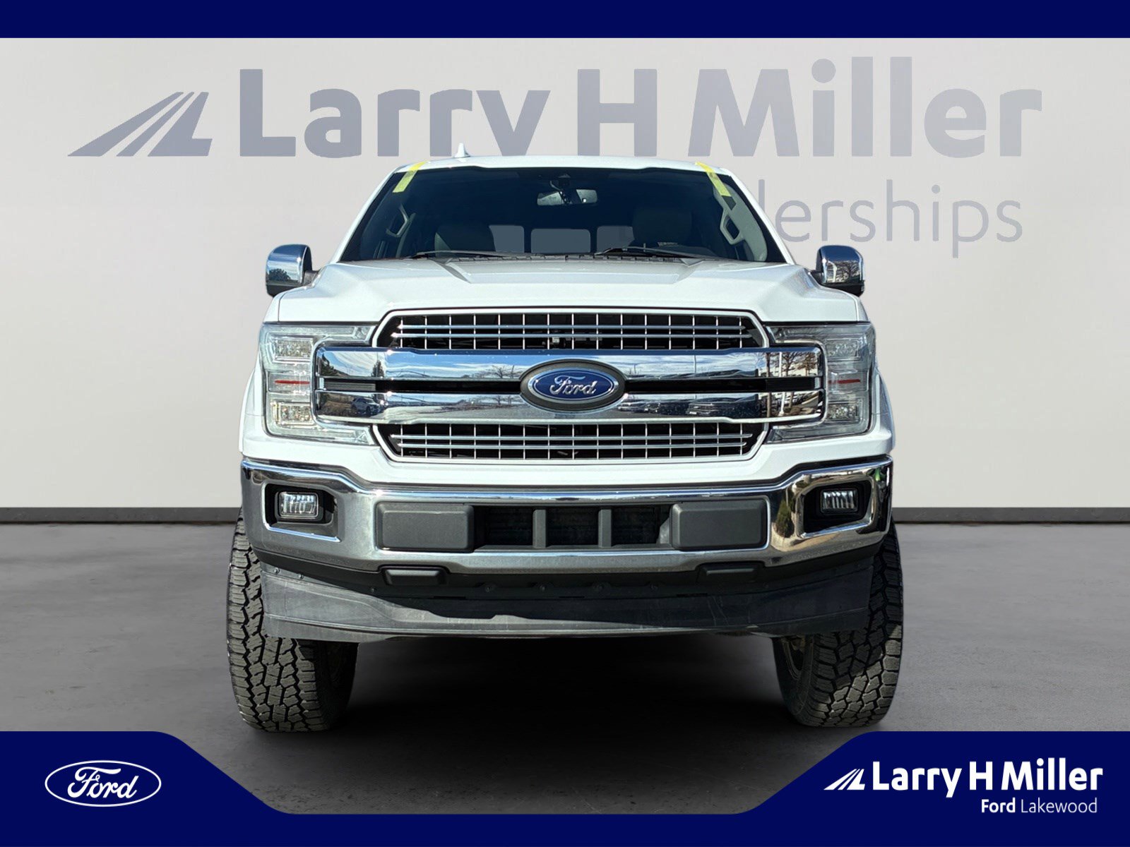 Used 2018 Ford F150 Lariat w/ Equipment Group 502A Luxury image 8
