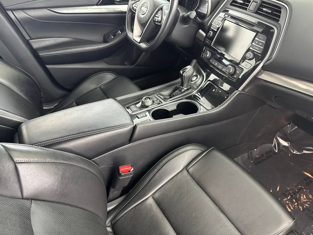 Used 2022 Nissan Maxima SV w/ Floor Mat Group FWD image 23