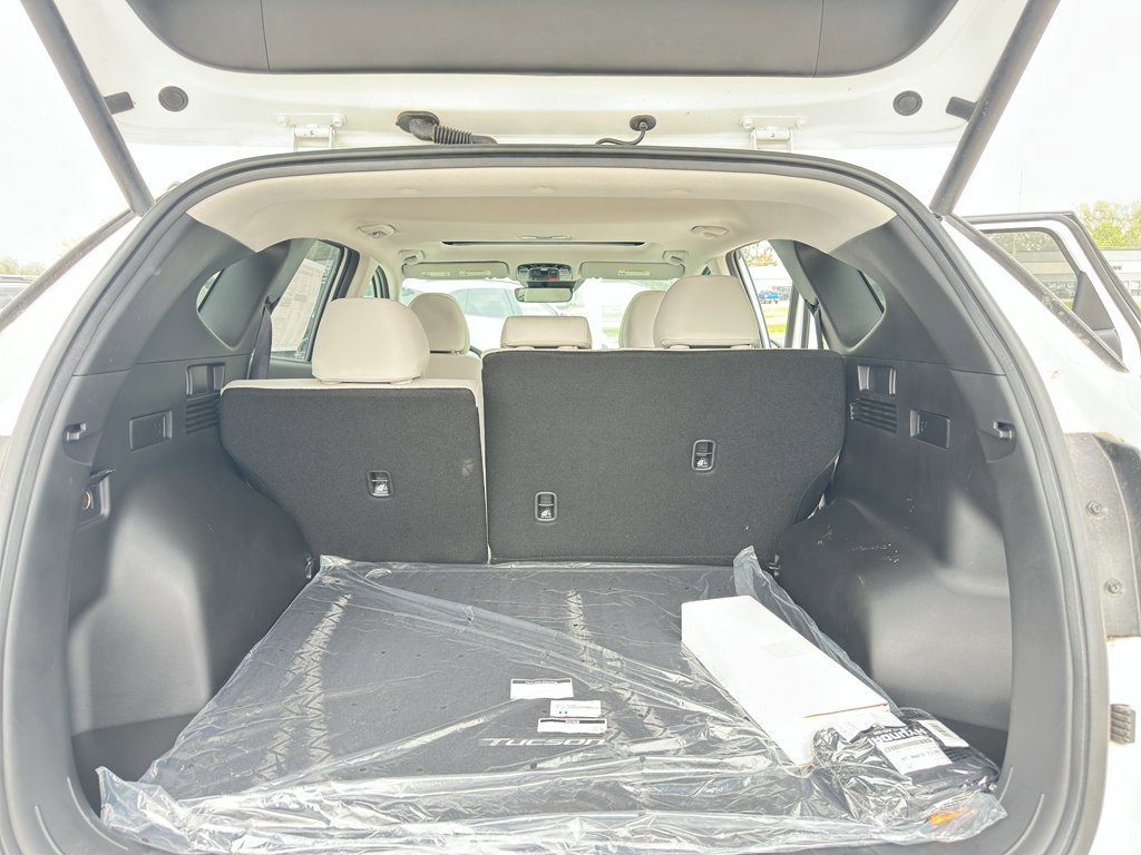 New 2025 Hyundai Tucson SEL FWD image 35
