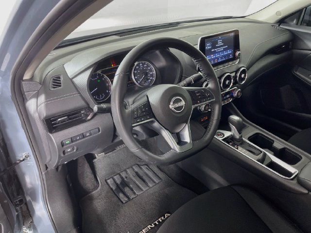 Used 2025 Nissan Sentra SV w/ All-Weather Package FWD image 10